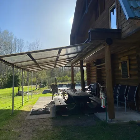 Apartament Kooli Talu Puhkemaja *