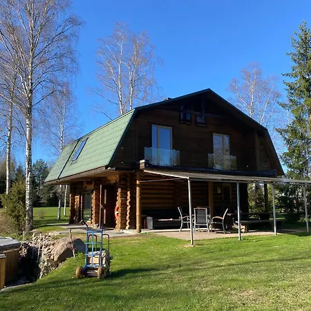 Kooli Talu Puhkemaja Daire Valingu